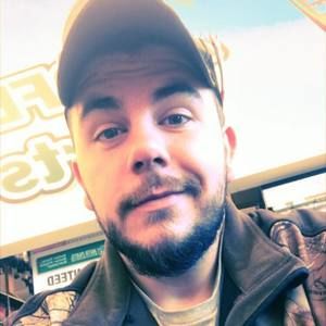 Meet your Posher, Derek